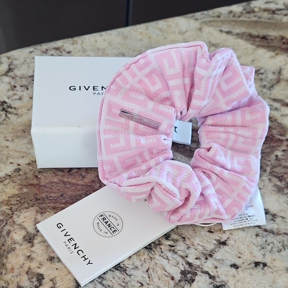 Givenchy Light Pink Patterned Hair Scrunchie